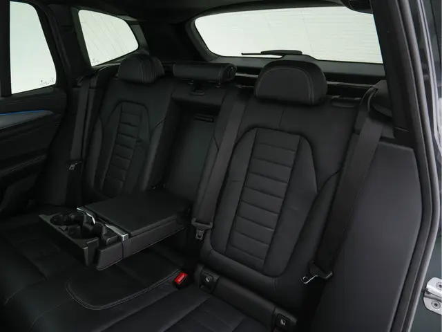 BMW iX3 High Executive 80 kWh [ 3-Fase ] 2021 Elektrisch 31