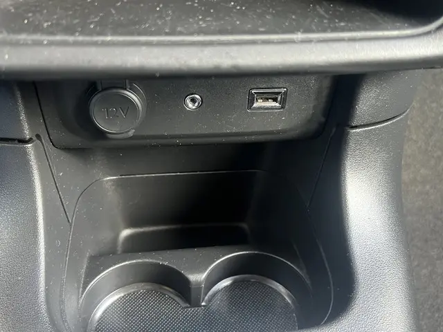 Citroën C3 1.2 82 pk Shine 2018 Benzine 23