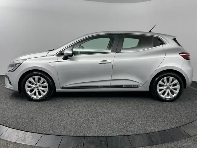 Renault Clio 1.0 TCe Intens 2019 Benzine 12