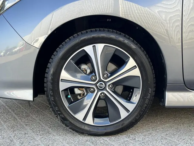 Nissan Leaf Tekna 40 kWh 2022 Elektrisch 39