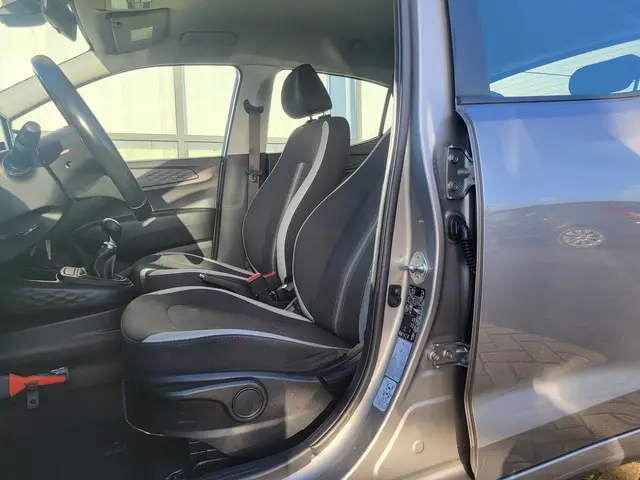 Hyundai i10 1.0 Comfort 2022 Benzine 13