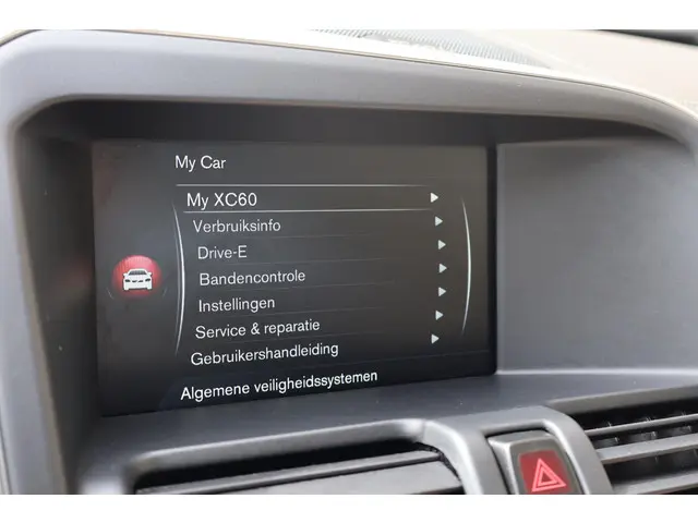 Volvo XC60 T5 FWD Summum 2015 Benzine 45