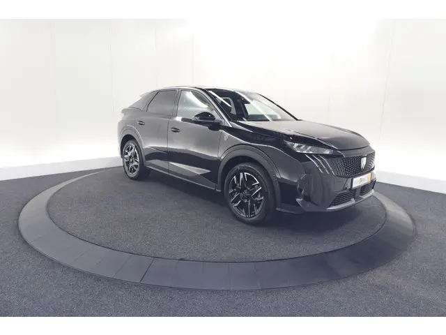 Peugeot 3008 1.2 Hybrid 136 GT 2025 Hybride Benzine 7