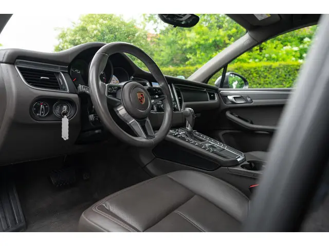 Porsche Macan 2.0 2018 Benzine 4