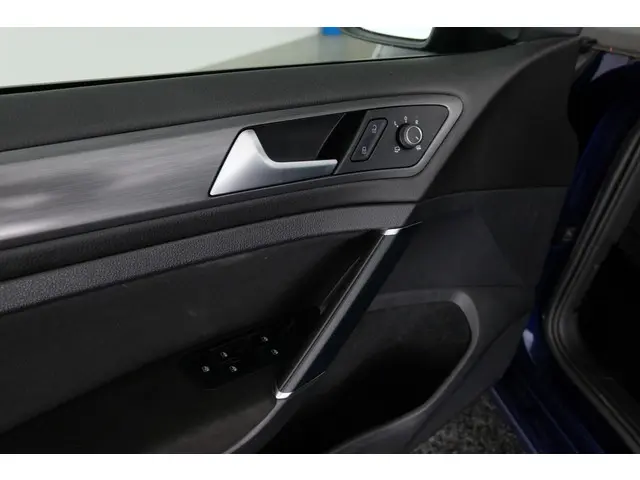 Volkswagen Golf Variant 1.6 TDI Comfortline 2020 Diesel 27