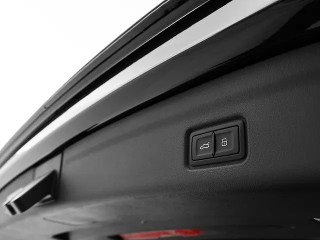 Audi Q6 e-tron Advanced edition 252 PK 2025 Elektrisch 23