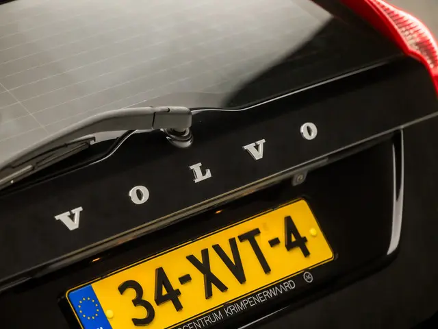 Volvo XC60 2.0 T5 Luxury Sport 2012 Benzine 25