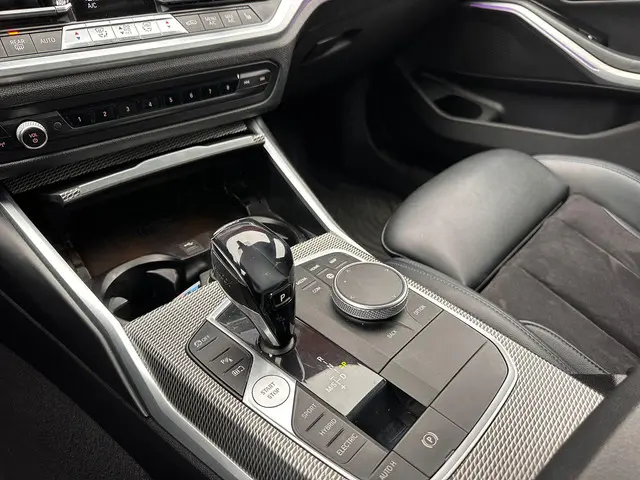 BMW 3 Serie 330e 2020 Hybride Benzine 19