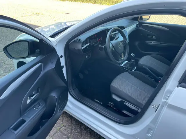 Opel Corsa 1.2 Edition 2020 Benzine 3