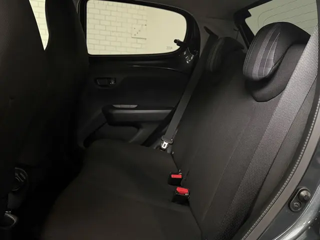 Peugeot 108 1.0 e-VTi Allure 2018 Benzine 30