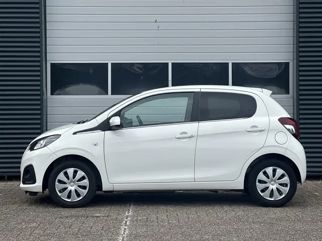 Peugeot 108 1.0 e-VTi Active 2020 Benzine 4