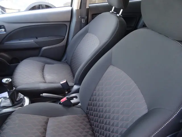 Mitsubishi Space Star 1.2 Active 2021 Benzine 12