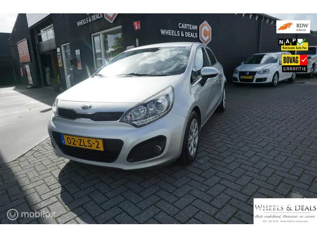 Kia Rio 1.2 CVVT Plus Pack ( HEEL NETJES ) 2013 Benzine