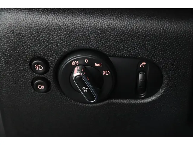 MINI Electric MINI Yours 33 kWh 2021 Elektrisch 23