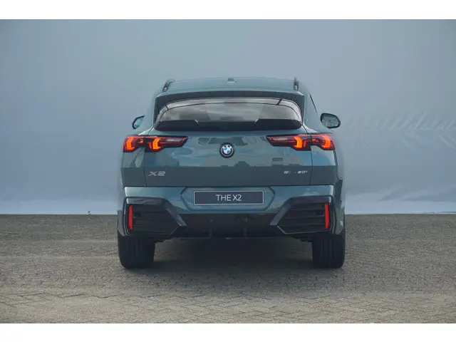 BMW X2 sDrive20i 2025 Benzine 5