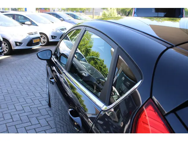 Ford Fiesta 1.0 EcoBoost 100 PK Titanium 2013 Benzine 7
