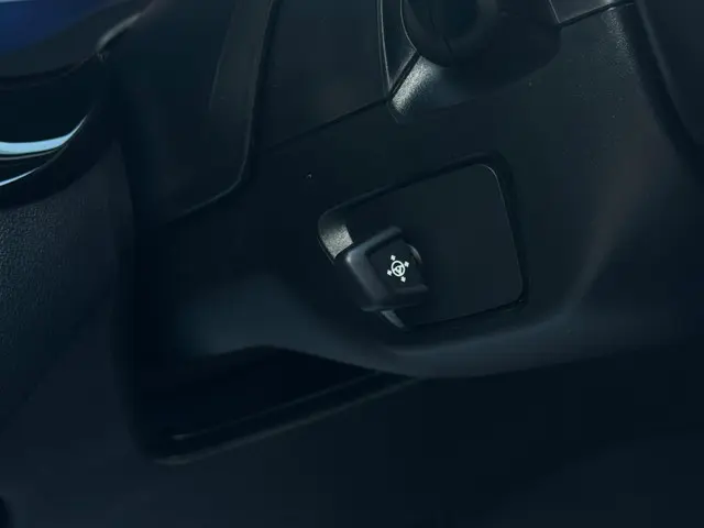 BMW 5 Serie Touring 530i M-Sport / Pano / ACC 2023 Benzine 22