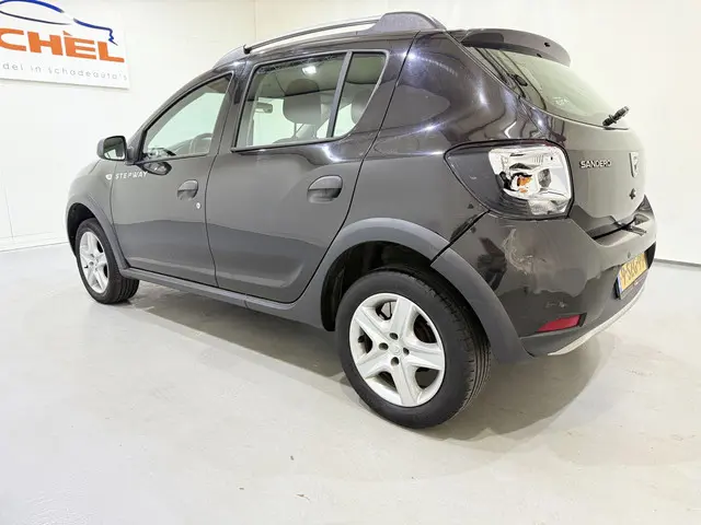 Dacia Sandero Stepway 0.9 TCe Laureate Navi 2014 Benzine 4