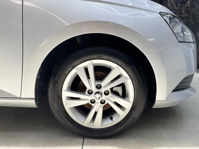 Škoda Fabia 1.0 TSI Ambition 2021 Benzine 27