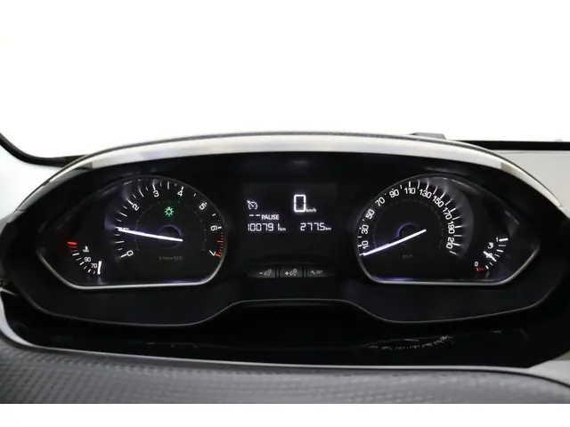 Peugeot 2008 1.2 PureTech Blue Lion 2017 Benzine 27