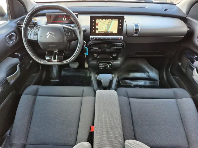 Citroën C4 Cactus 1.2 PureTech Business 2017 Benzine 16
