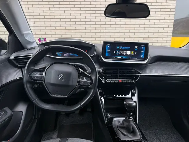 Peugeot 208 1.2 PureTech Blue Lease Allure 2020 Benzine 4