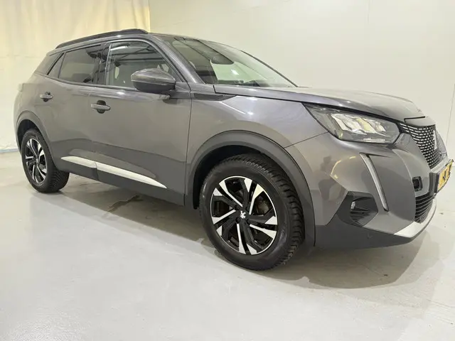 Peugeot 2008 1.2 PureTech Allure Automaat 2020 Benzine 34