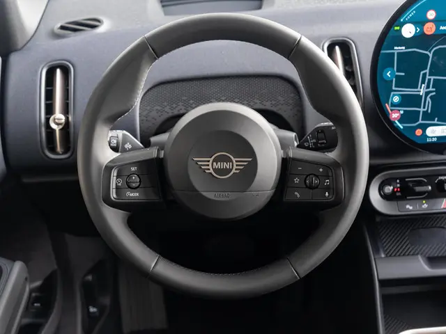 MINI Countryman C 2026 Benzine 8