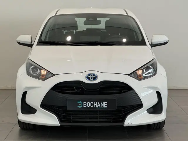 Toyota Yaris 1.5 Hybrid Active 2022 Hybride Benzine 13