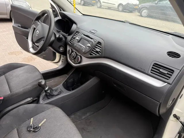 Kia Picanto 1.0 CVVT Airco 2013 Benzine 9