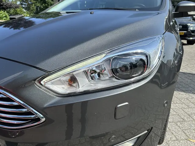 Ford Focus Wagon 1.0 EcoBoost Titanium 2016 Benzine 13