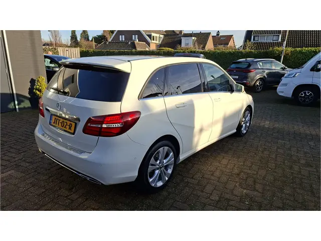 Mercedes-Benz B-Klasse 200 Prestige 2018 Benzine 7