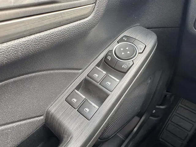 Ford Kuga 2.5 PHEV Titanium 2021 Hybride Benzine 20