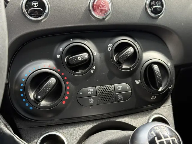 Fiat 500 1.0 Hybrid Rockstar 2021 Benzine 8