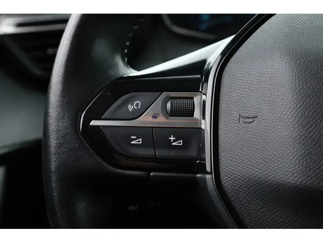 Peugeot e-2008 EV Allure Pack 50 kWh 2021 Elektrisch 8