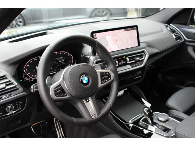 BMW X4 xDrive20i m Sport 2022 Benzine 7