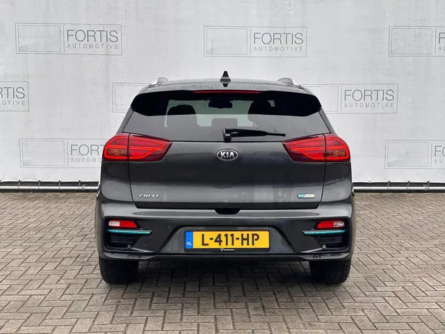 Kia e-Niro ExecutiveLine 64 kWh 2021 Elektrisch 15