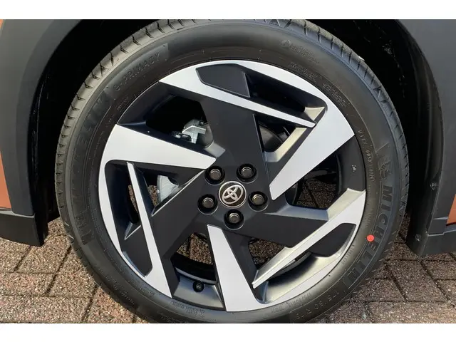 Toyota Aygo X Hybrid 115 envy 2026 Hybride Benzine 9