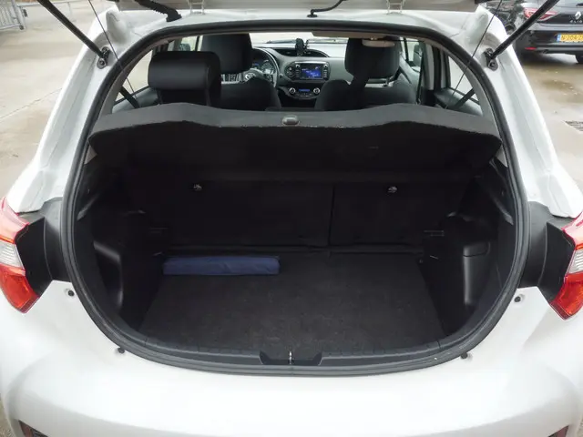 Toyota Yaris 1.5 Hybrid Aspiration 2017 Hybride Benzine 20