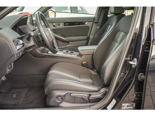 Honda Civic 2.0i e:HEV SPORT 2023 Hybride Benzine 27