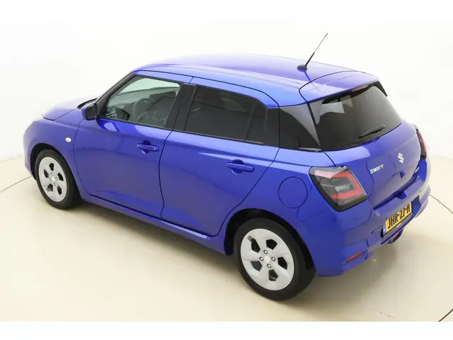 Suzuki Swift 1.2 Select Smart Hybrid 2025 Benzine 4