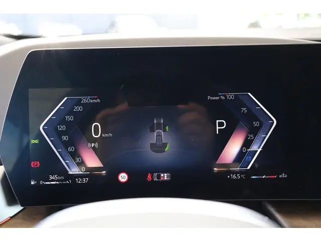 BMW 2 Serie Active Tourer 218i 2024 Benzine 14