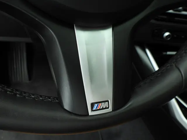 BMW 2 Serie Coupe 230i 2024 Benzine 19