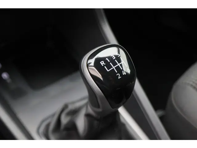 Volkswagen Caddy Cargo 2.0 TDI Comfort 2024 Diesel 42