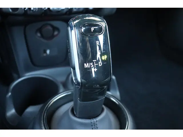 MINI Cooper Mini 1.5 Classic 2023 Benzine 21