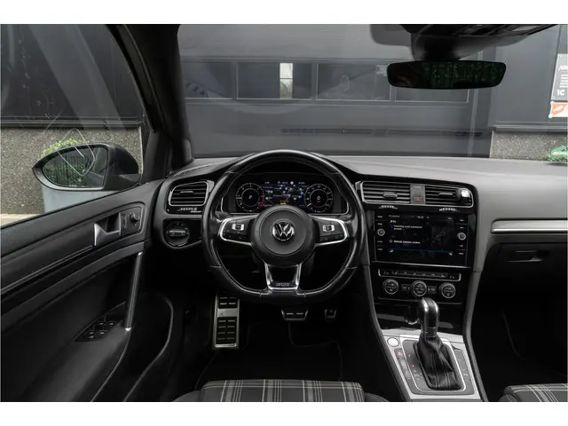 Volkswagen Golf 2.0 TDI GTD 2019 Diesel 10