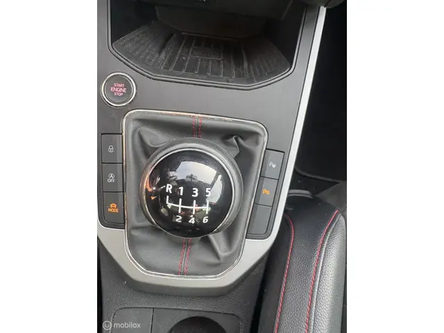 SEAT Arona 1.0 TSI FR Business Intense 2019 Benzine 18