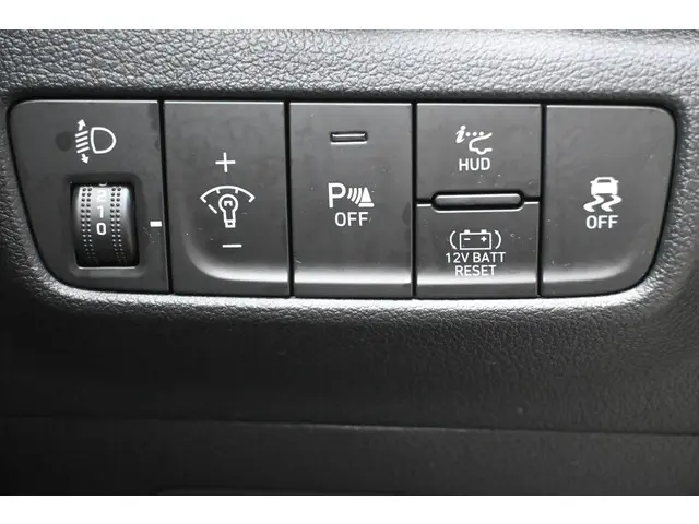 Hyundai Kona 1.6 GDI HEV Fashion 2022 Hybride Benzine 22