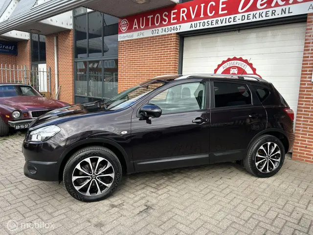 Nissan QASHQAI 2.0 Connect Edition 2012 Benzine 2