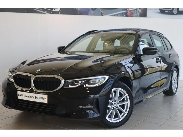 BMW 3 Serie Touring 320i 2020 Benzine 27